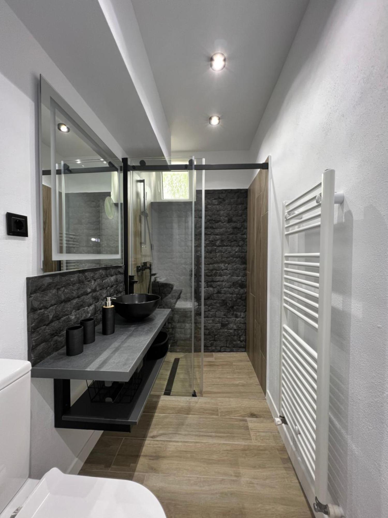Onix Apartment Hunedoara Ngoại thất bức ảnh