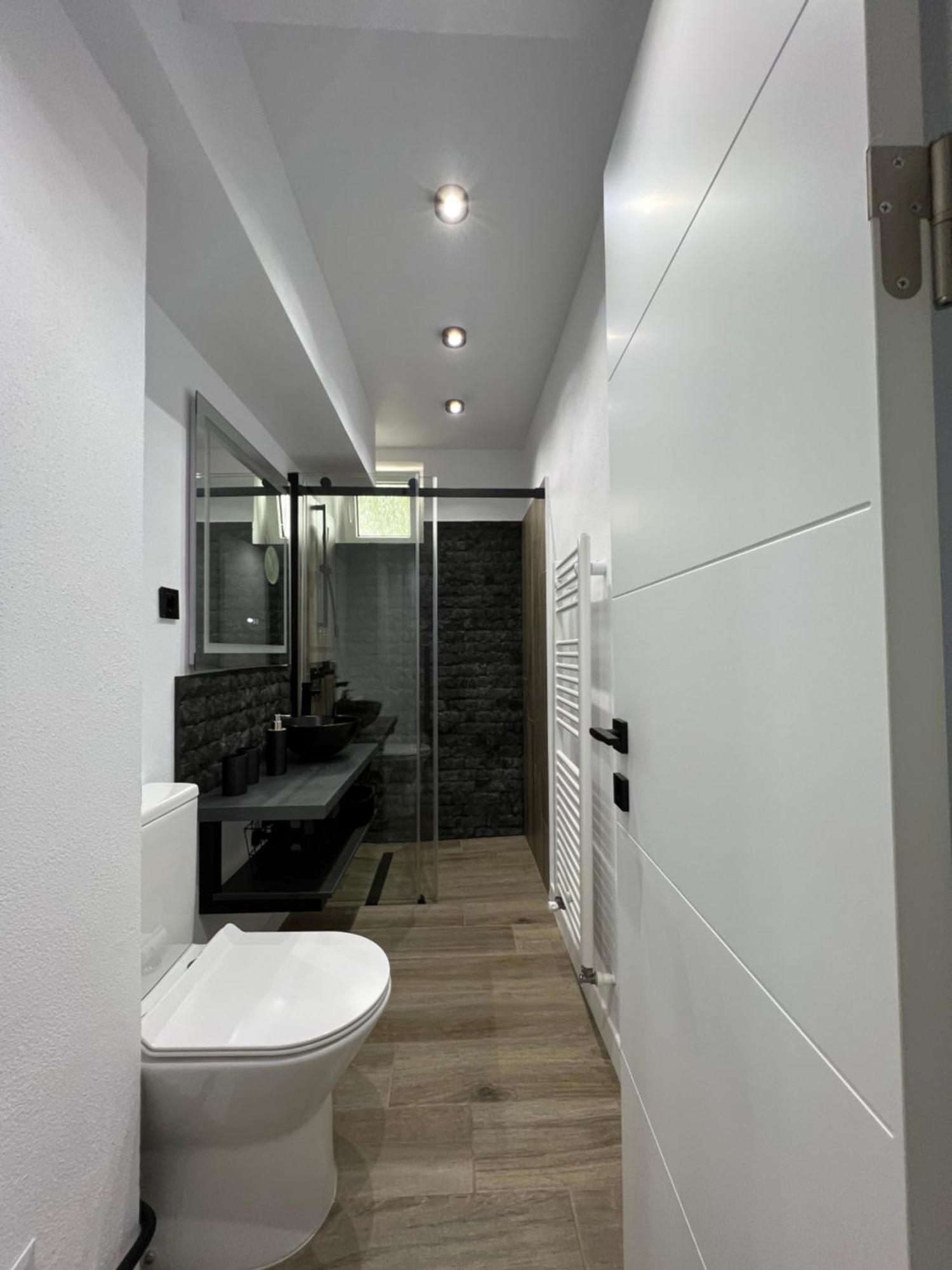 Onix Apartment Hunedoara Ngoại thất bức ảnh