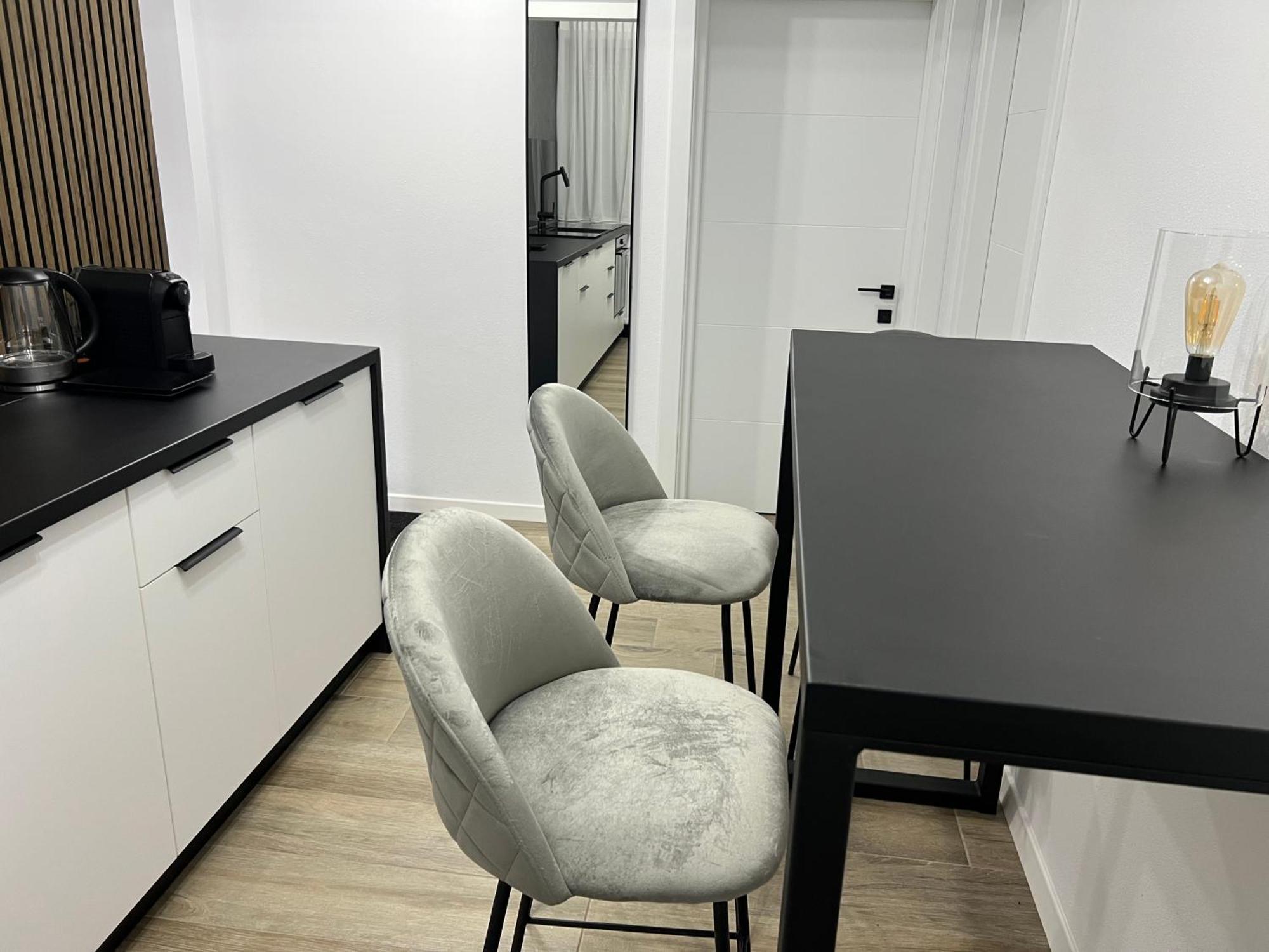 Onix Apartment Hunedoara Ngoại thất bức ảnh